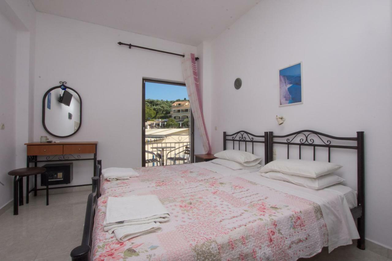 Plessas Studios Tsilivi  Luaran gambar