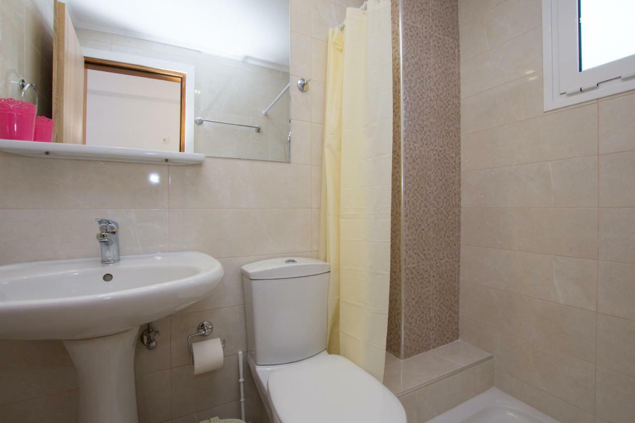 Plessas Studios Tsilivi  Luaran gambar